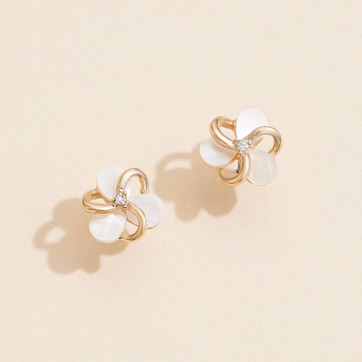 Floral Shell Stud Earrings