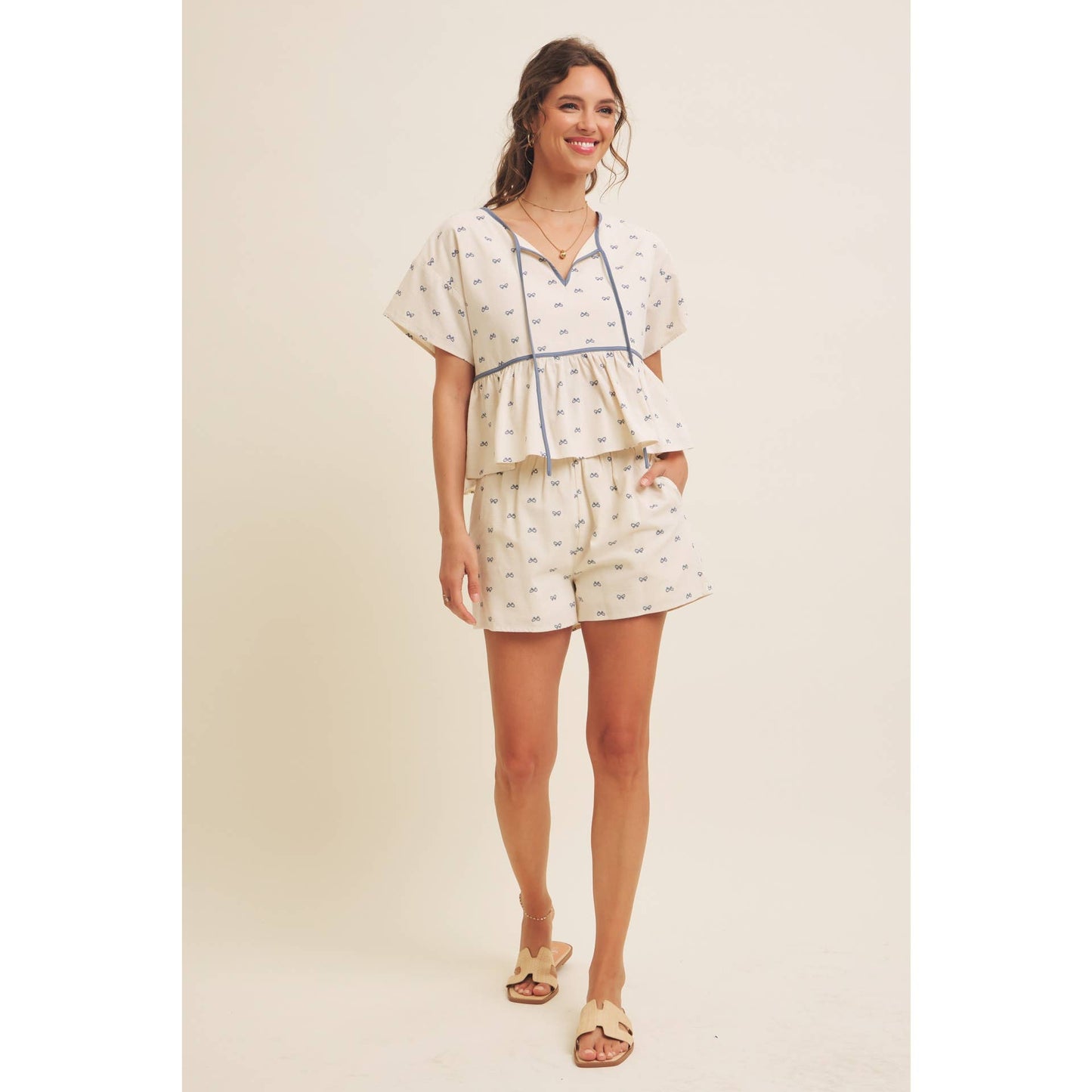 Cute Bow Printed Linen-Like Comfy Shorts With Stretchy Waist
