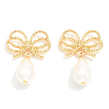 Stunner Bow & Pearl Earrings