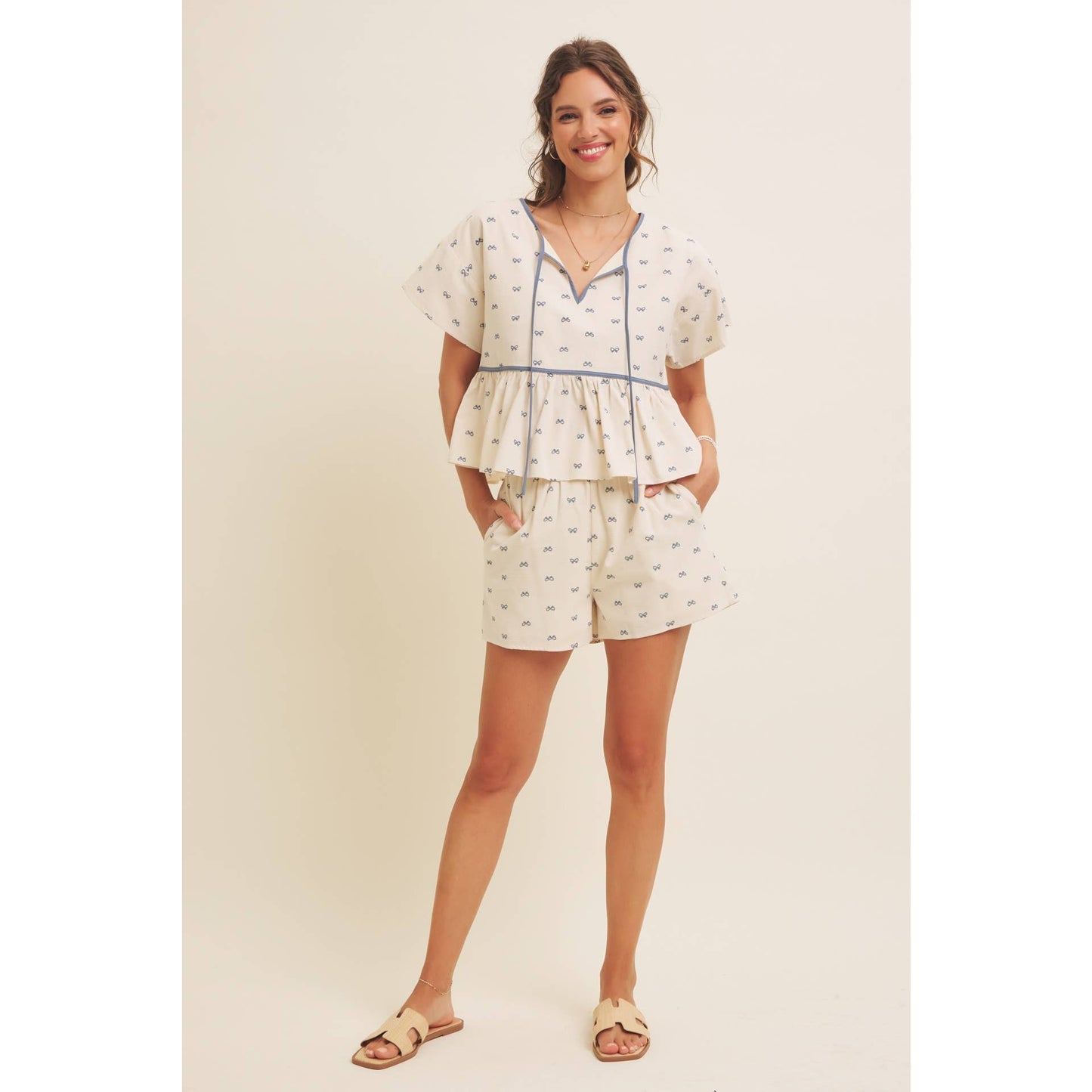Cute Bow Printed Linen-Like Comfy Shorts With Stretchy Waist