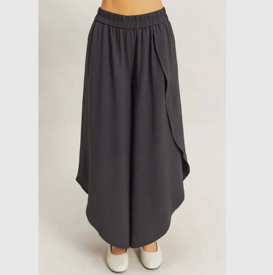 Dacia Top And Overlap Pants Set